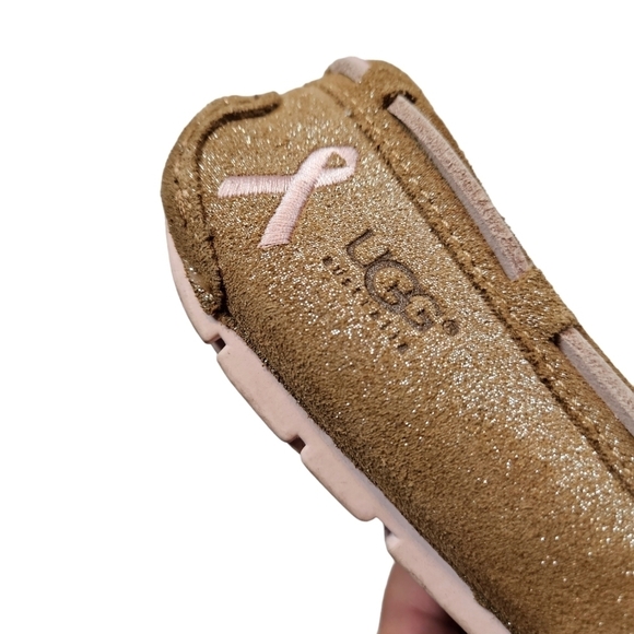 Ugg Dakota Suede Slipper Glitter Tan Breast Cancer Ribbon Moccasin Slippers 6 - Picture 9 of 11